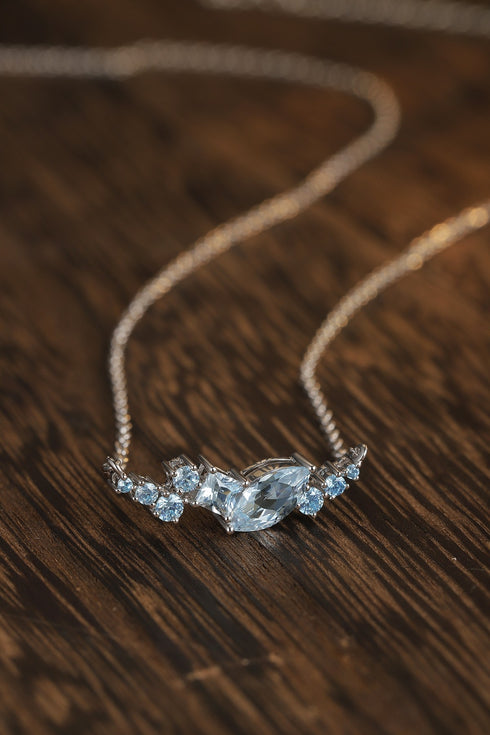 S025 Silver Blue Horse Eye Necklace (PMSBN020Y-A)