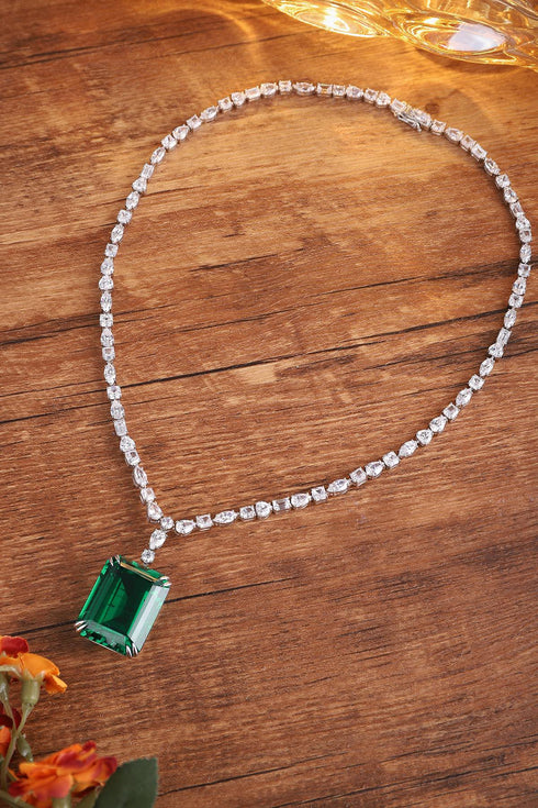 S925 Silver Cultivated Emerald Necklace A (JSEGN2093Y)